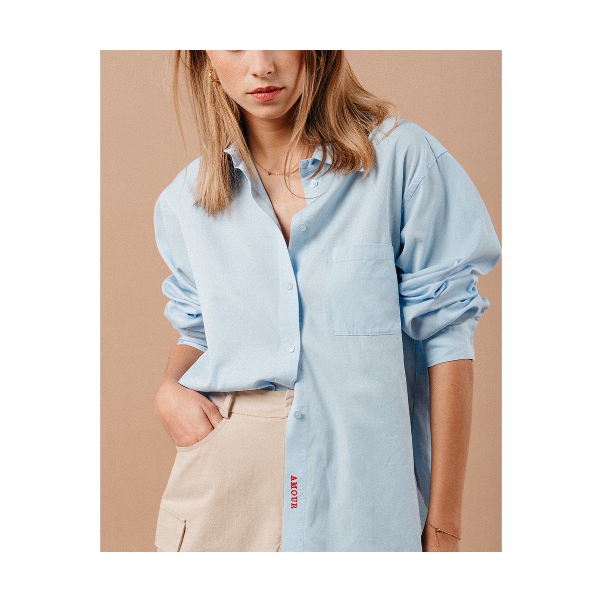 Grace et Mila - Chemise bleu ciel brodé