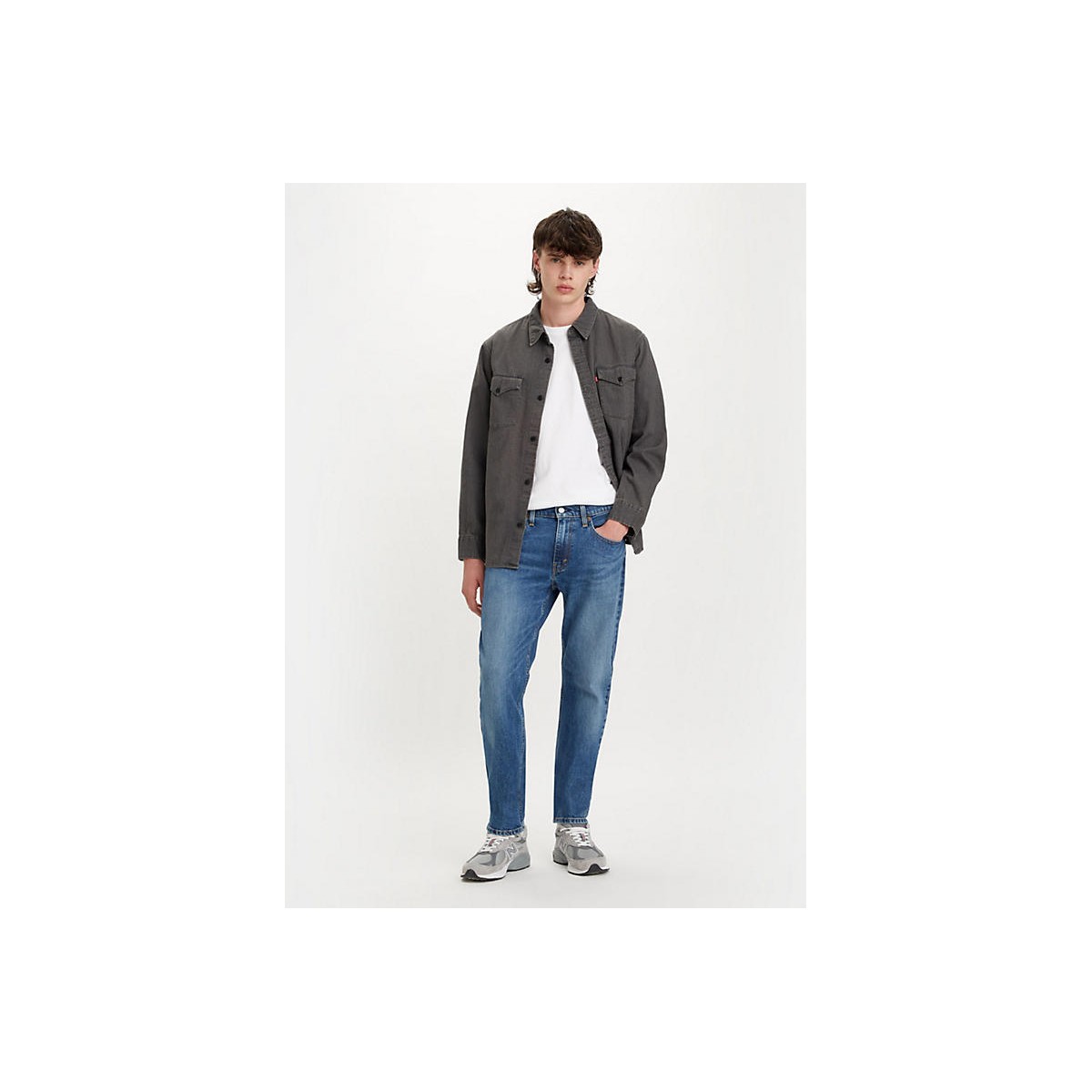 Levi's - 502 Taper - Just kickin it ADV