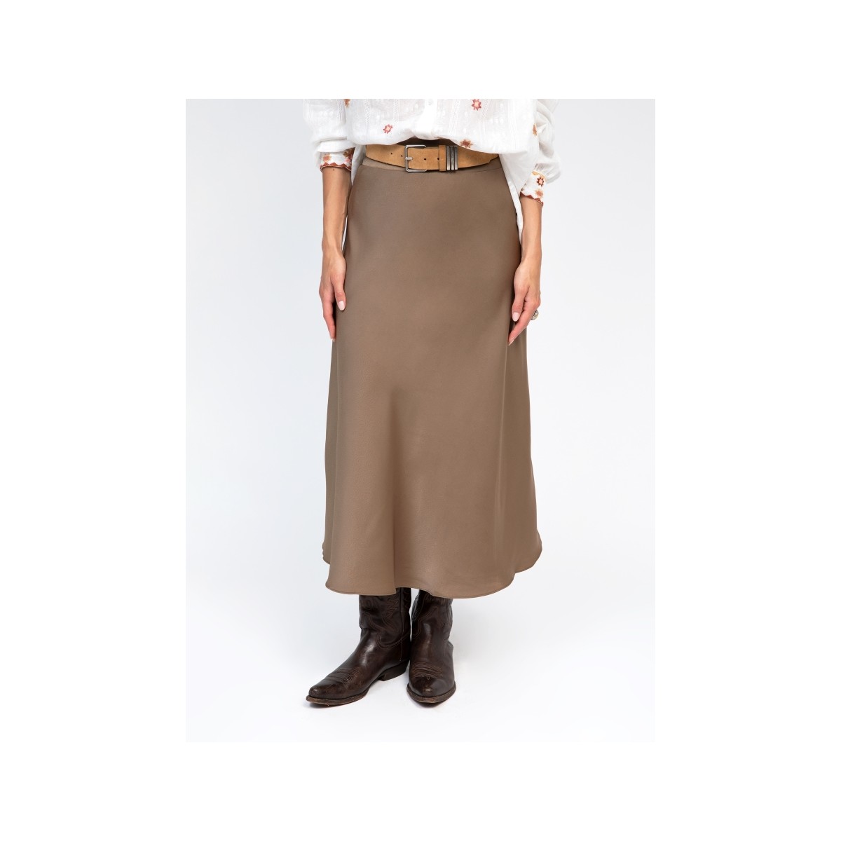 Jupe fluide satinée taupe