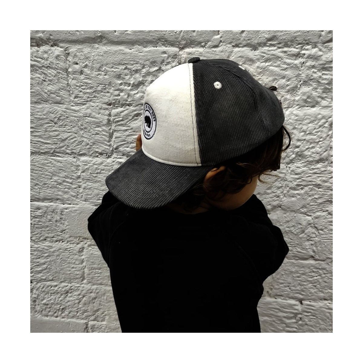 Poule Party - Casquette en velours gris et blanc