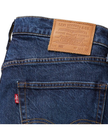 Levi's - 502 Taper Jack of all