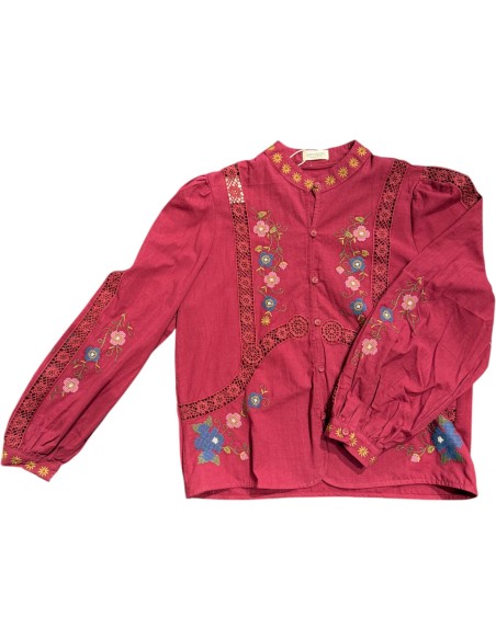Chemiser bordeaux avec broderies