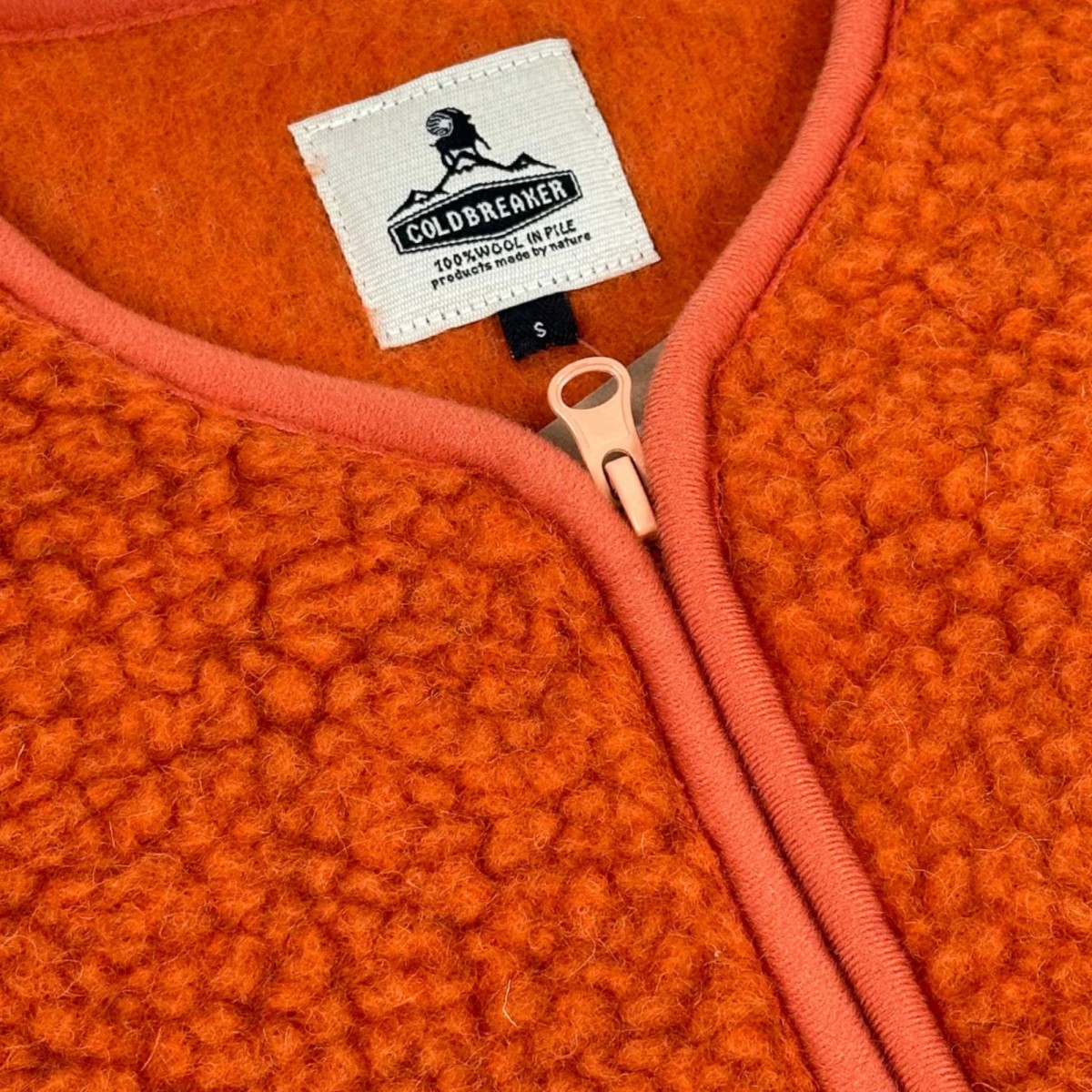 COLDBREAKER | Gilet en laine sans manches orange