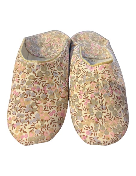 Souk Souk | Babouches blanches motifs myrtilles