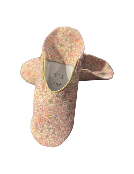 Souk Souk | Babouches roses pales à fleurs